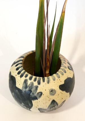 Ceramic "M Vase" - Smudge Glaze, Dotted