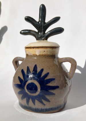Ceramic Vase - Star Crown (5 Palms)